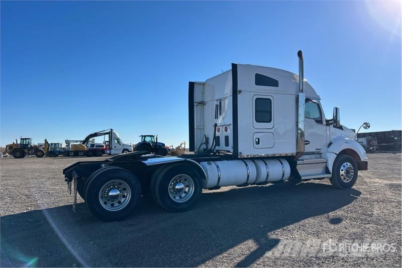 Kenworth T880 Vlačilci