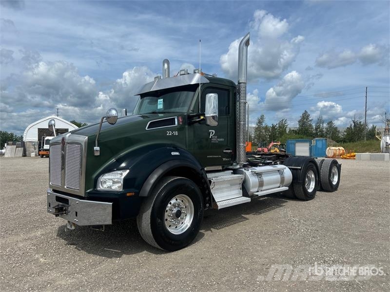 Kenworth T880 Vetopöytäautot