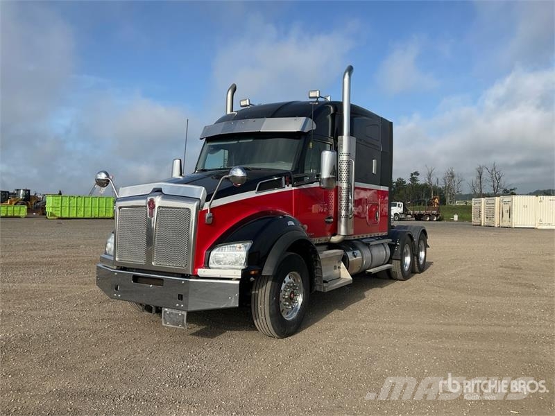 Kenworth T880 Prime Movers