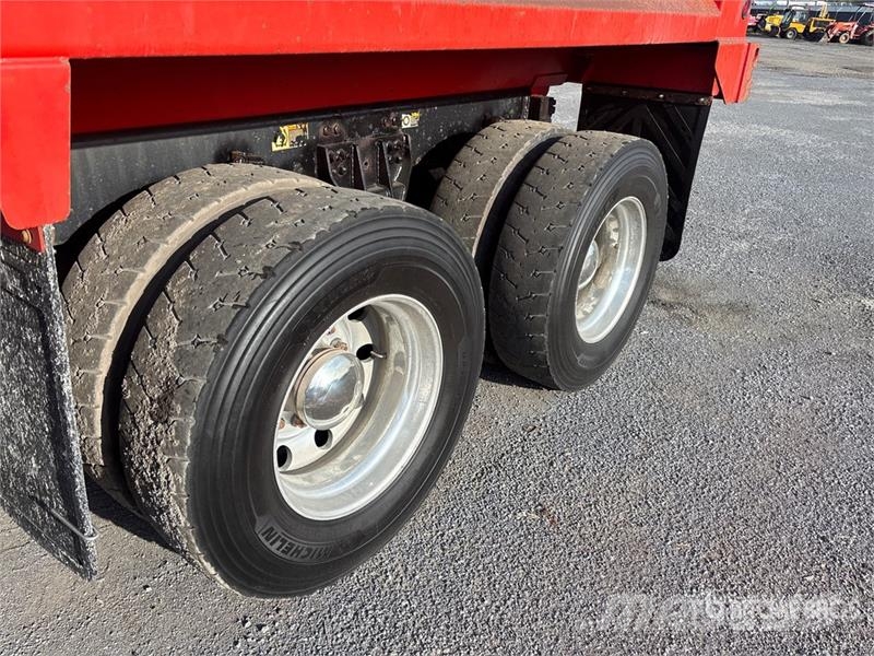 Kenworth T880 傾卸式卡車