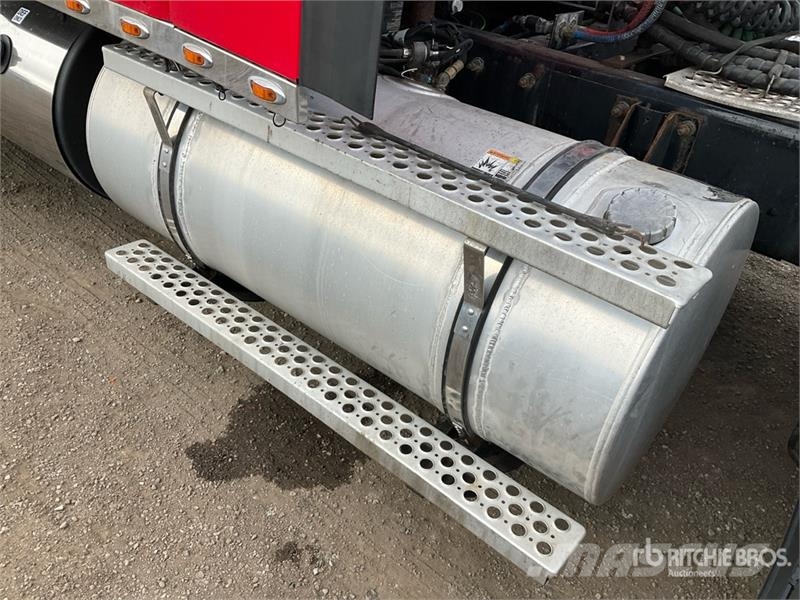 Kenworth T880 Prime Movers