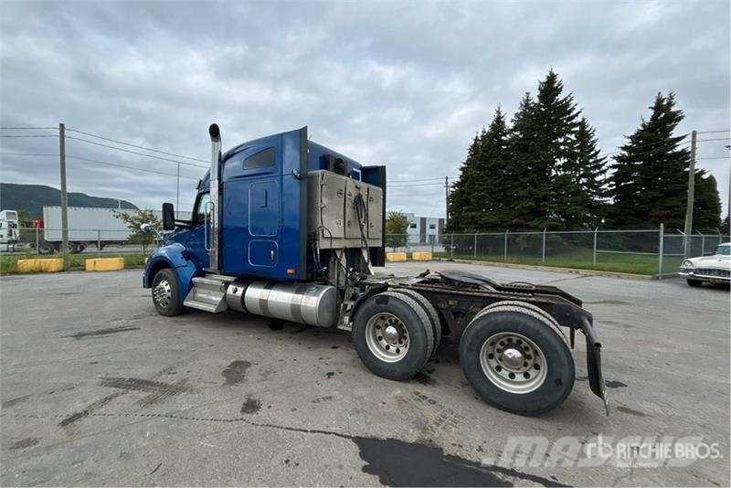 Kenworth T880 Sadulveokid