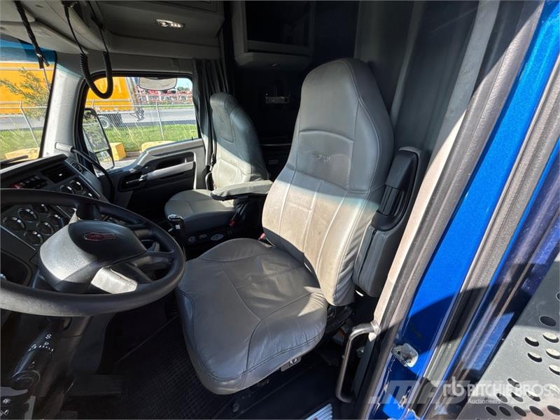 Kenworth T880 Naudoti vilkikai