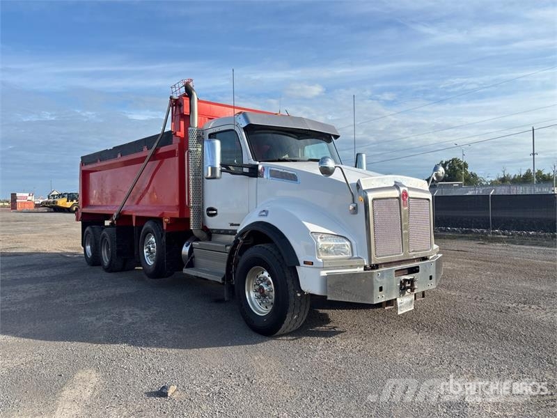 Kenworth T880 傾卸式卡車