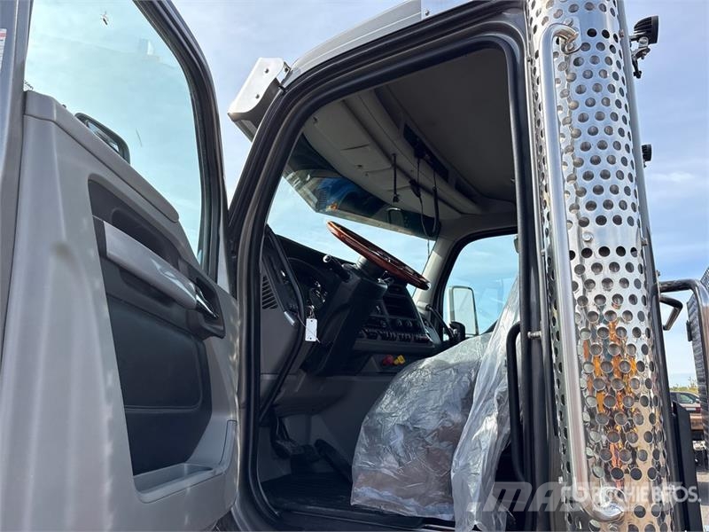 Kenworth T880 Tractores (camiões)