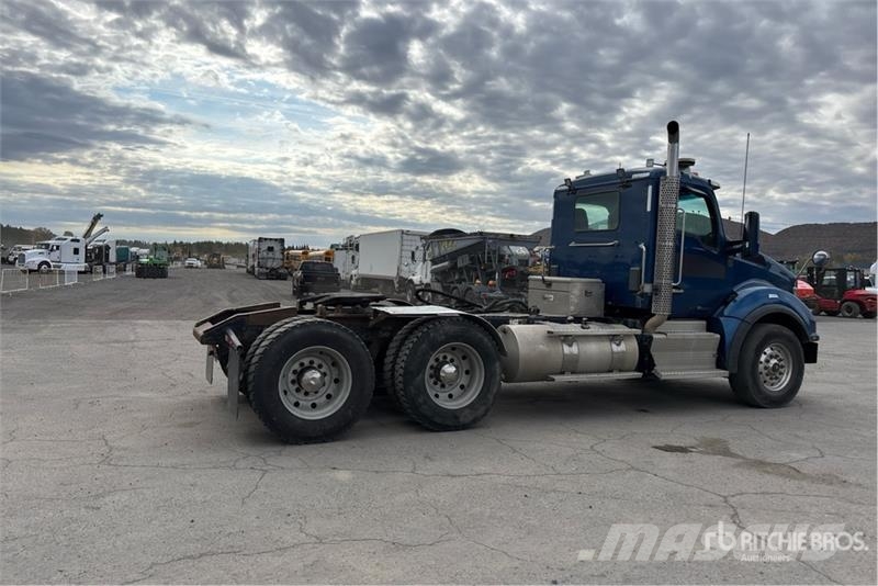 Kenworth T880 Седельные тягачи