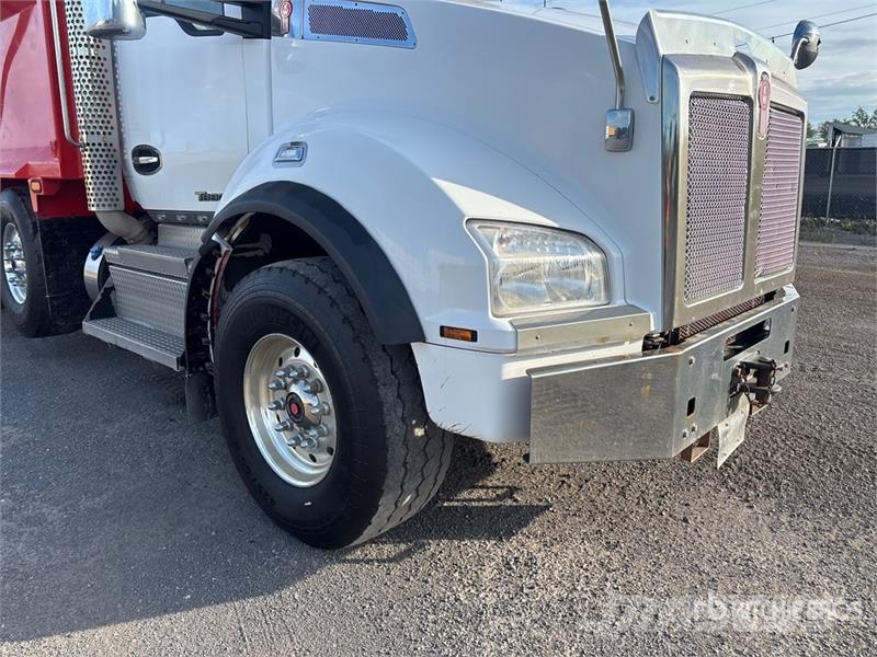 Kenworth T880 傾卸式卡車