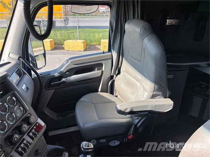 Kenworth T880 Naudoti vilkikai