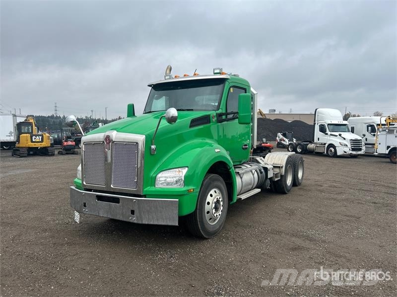Kenworth T880 Trekkers