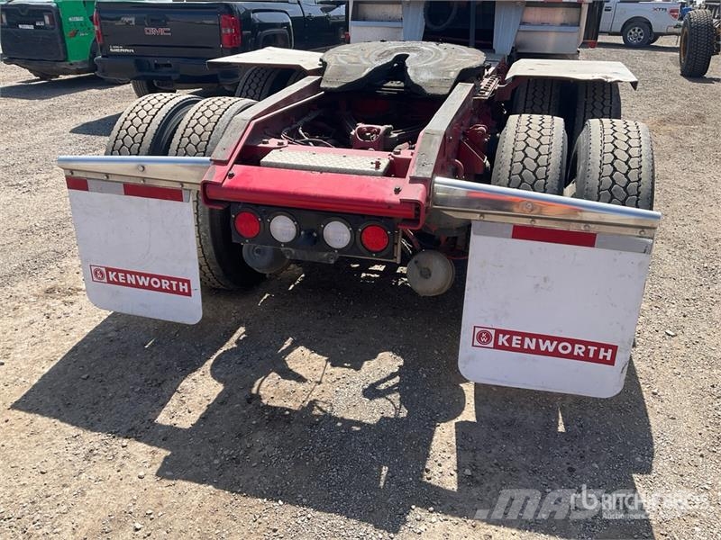 Kenworth T880 Vetopöytäautot