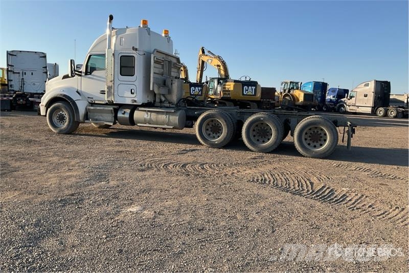 Kenworth T880 Tractor Units