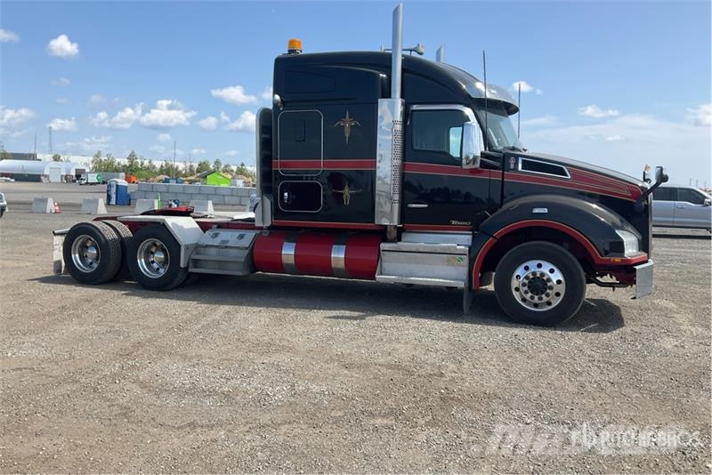 Kenworth T880 Vetopöytäautot