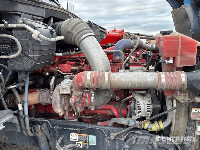 Kenworth T880 Sadulveokid