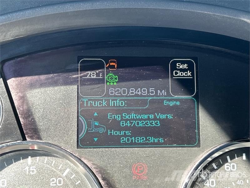 Kenworth T880 Vetopöytäautot