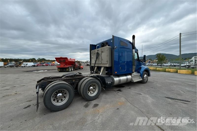 Kenworth T880 Sadulveokid