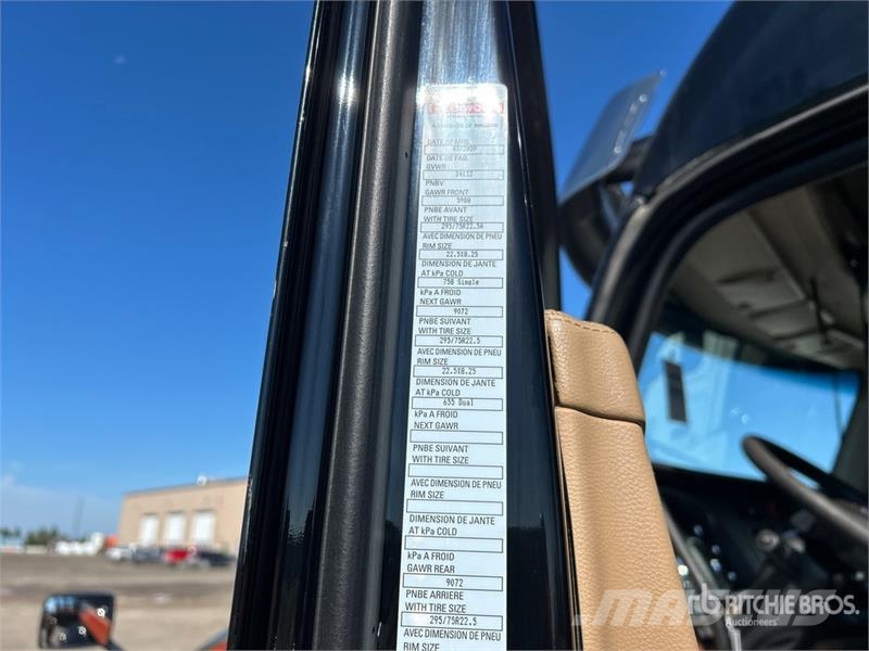 Kenworth T880 Vetopöytäautot