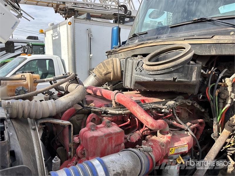 Kenworth T880 Седельные тягачи