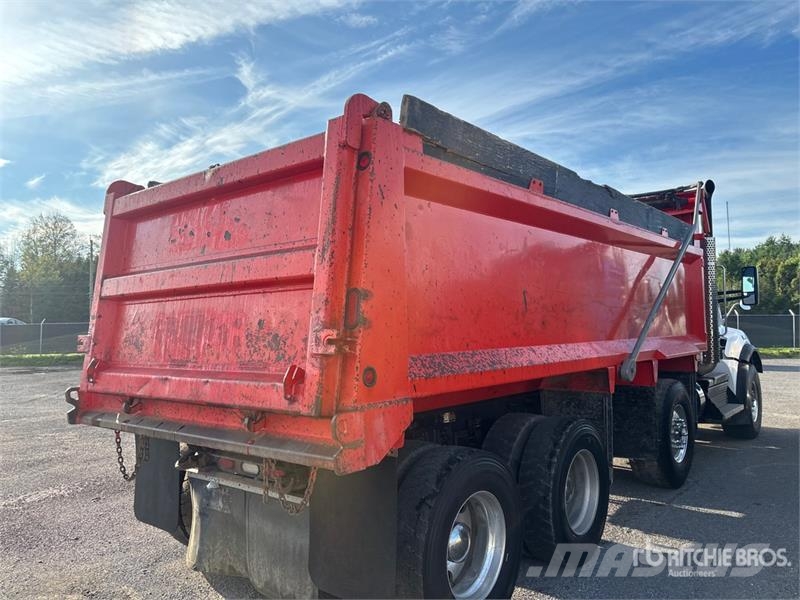 Kenworth T880 傾卸式卡車