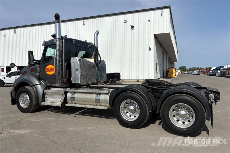 Kenworth T880 Tractores (camiões)