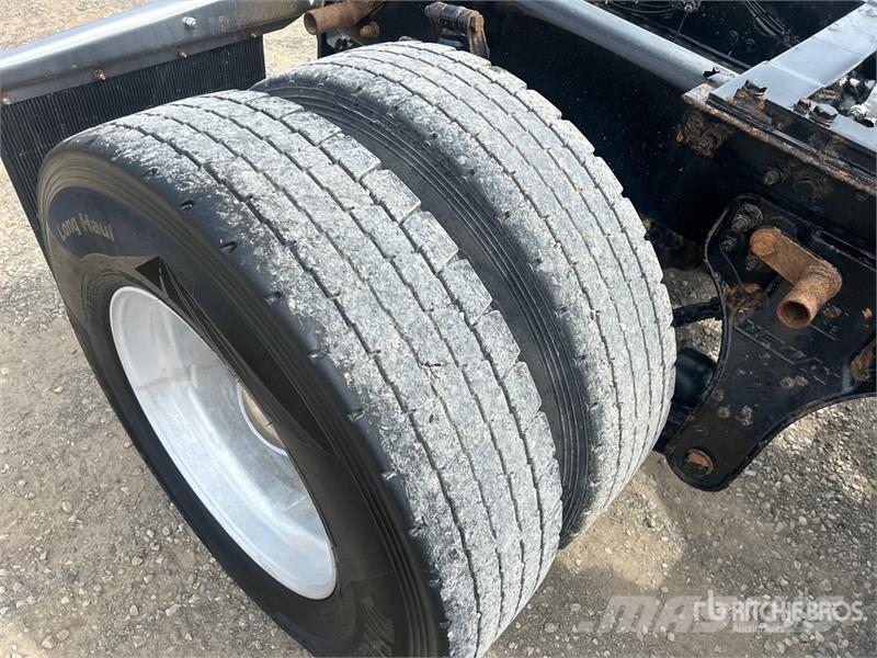 Kenworth T880 Vetopöytäautot