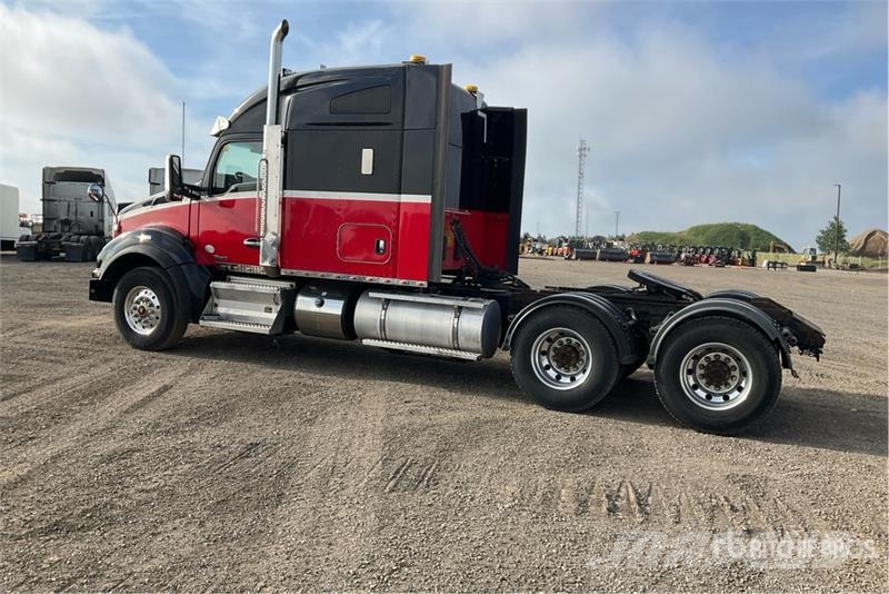 Kenworth T880 Prime Movers