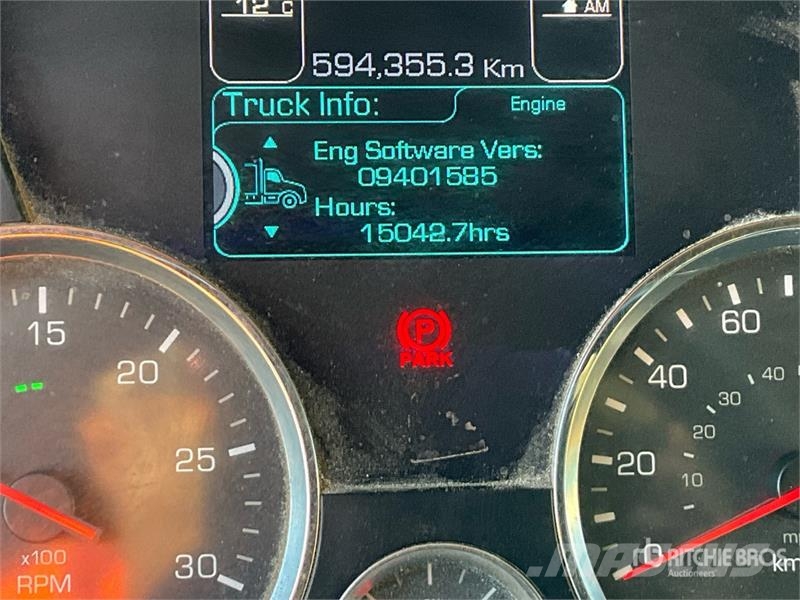 Kenworth T880 Tractor Units
