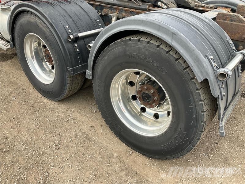 Kenworth T880 Prime Movers