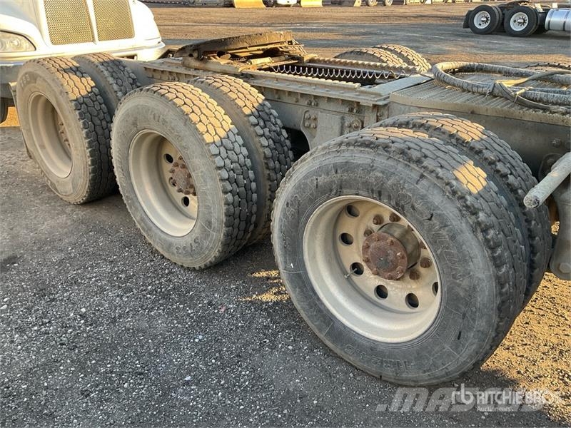 Kenworth T880 Tractor Units