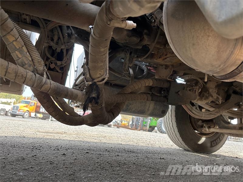 Kenworth T880 Седельные тягачи
