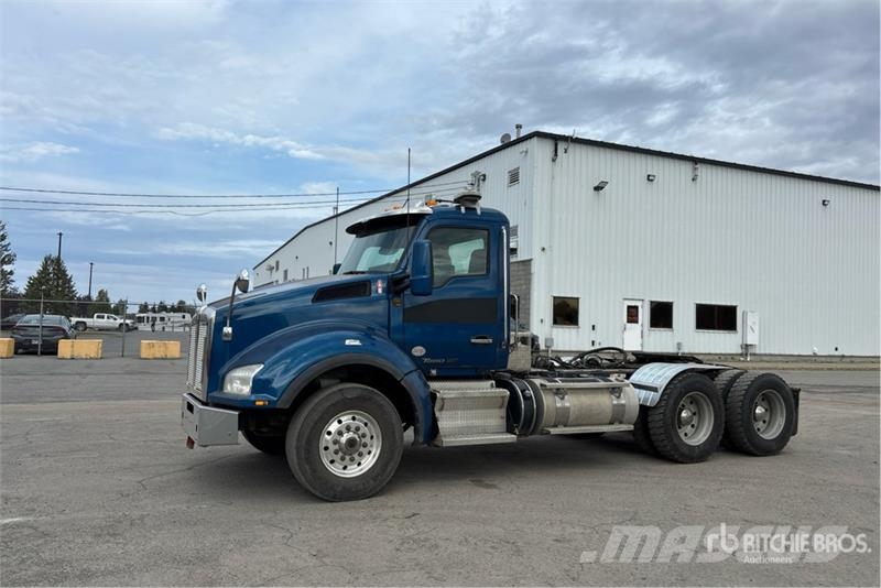 Kenworth T880 Седельные тягачи