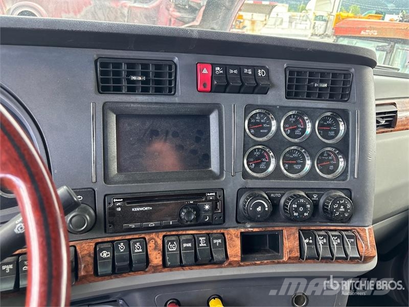 Kenworth T880 Vlačilci