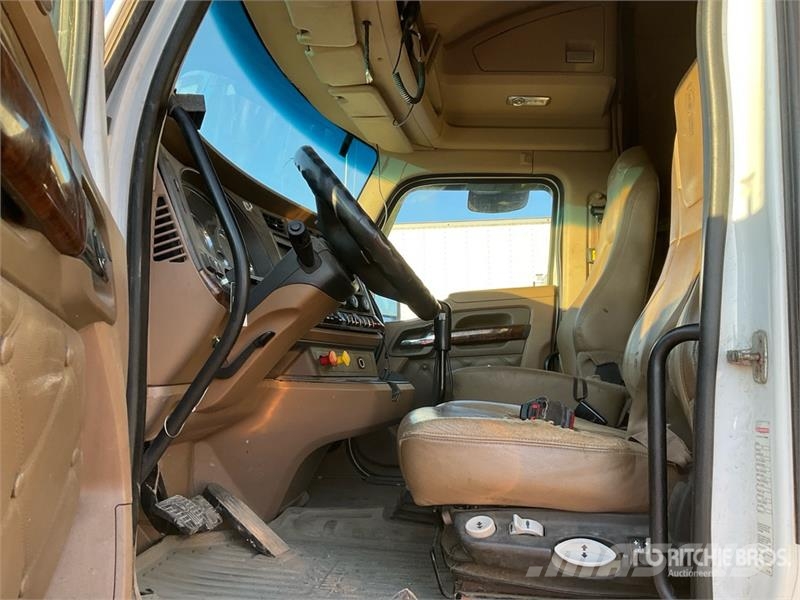 Kenworth T880 Tractor Units