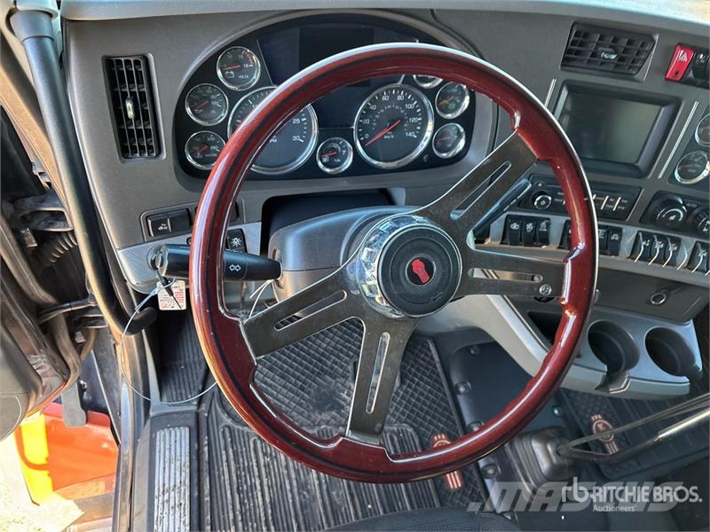 Kenworth T880 Sattelzugmaschinen