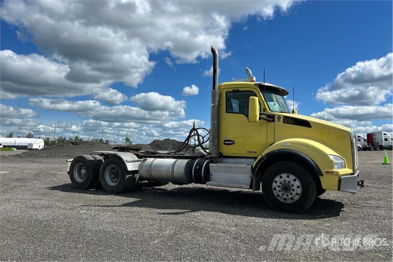 Kenworth T880 Vetopöytäautot