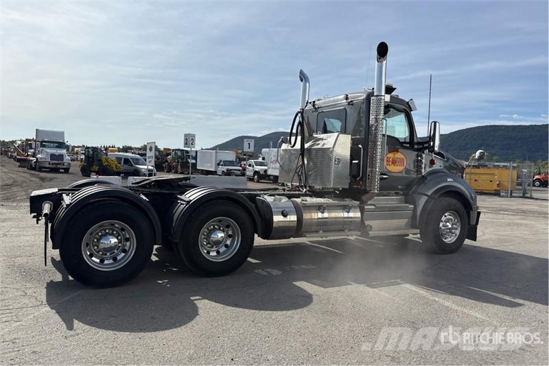 Kenworth T880 Tractores (camiões)