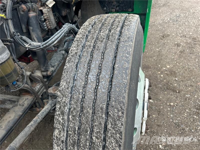 Kenworth T880 Trekkers
