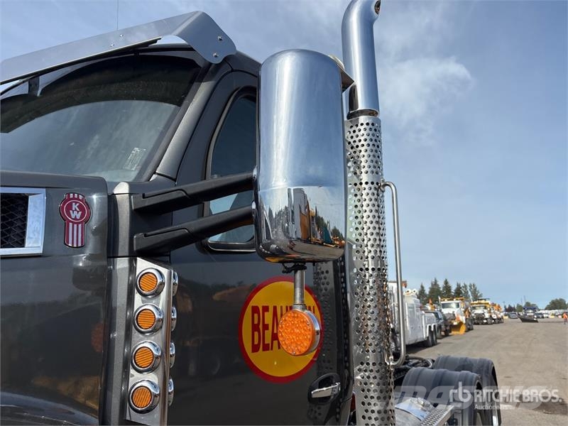 Kenworth T880 Tractores (camiões)