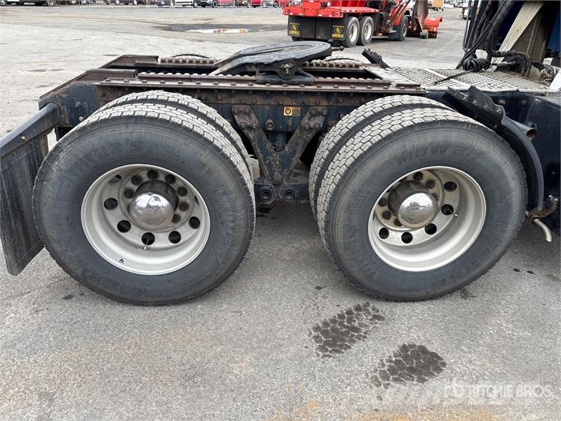 Kenworth T880 Sadulveokid