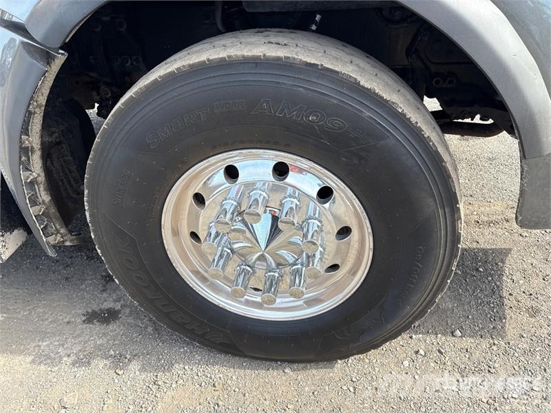 Kenworth T880 Tractores (camiões)