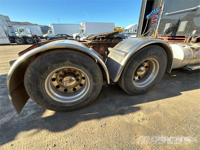 Kenworth T880 Sattelzugmaschinen