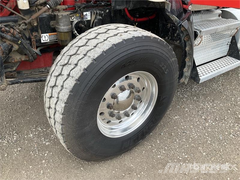 Kenworth T880 Prime Movers