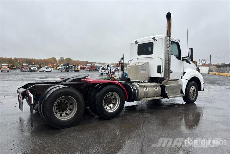 Kenworth T880 Cabezas tractoras