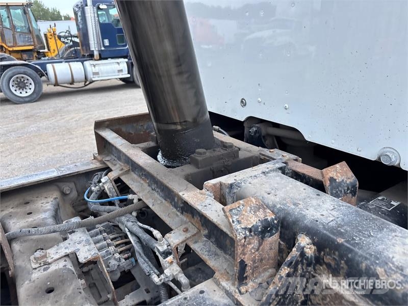 Kenworth T880 6x4 Snow Plow Truck Kommunal-Sonderfahrzeuge