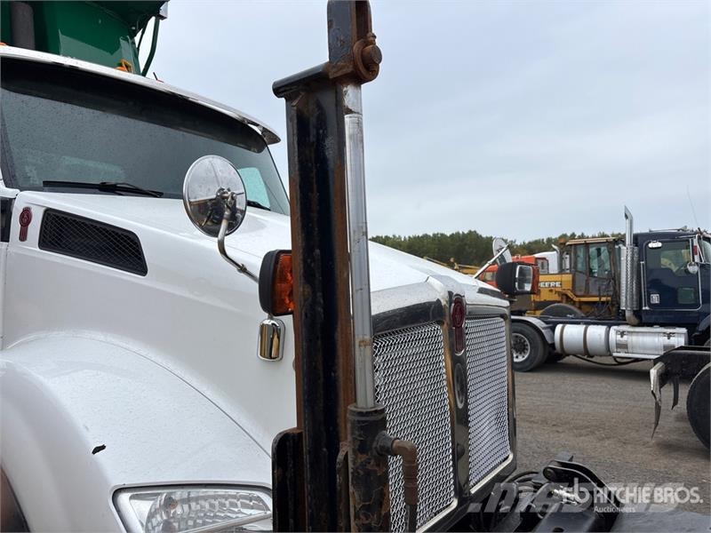 Kenworth T880 6x4 Snow Plow Truck Kommunal-Sonderfahrzeuge