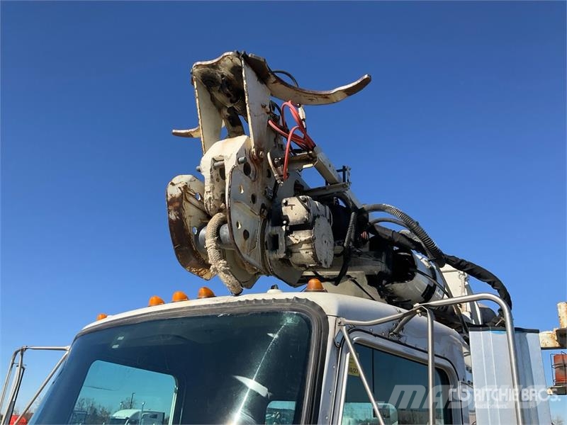 Kenworth Telelect Commander C4045 on Kenworth T300 4x2 Digg Fahrzeug mit mobiler Bohranlage