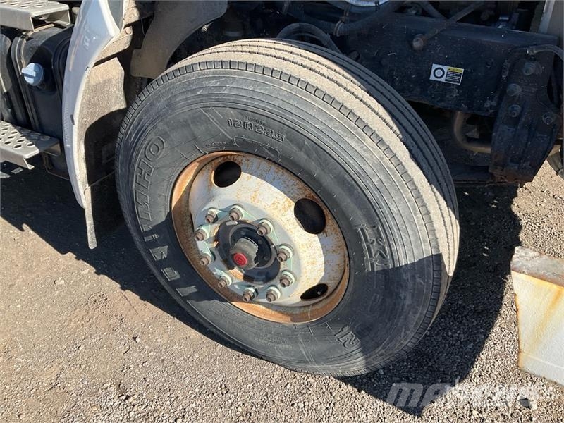 Kenworth Telelect Commander C4045 on Kenworth T300 4x2 Digg Fahrzeug mit mobiler Bohranlage