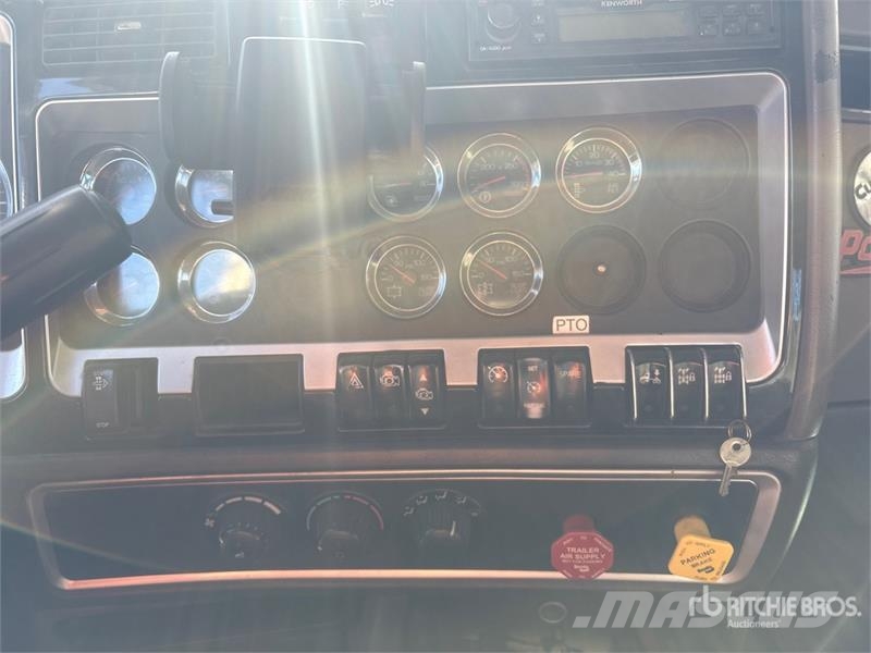 Kenworth Terex Atlas FDS 2902EA8 Knuckle Boom on Kenworth Kranwagen
