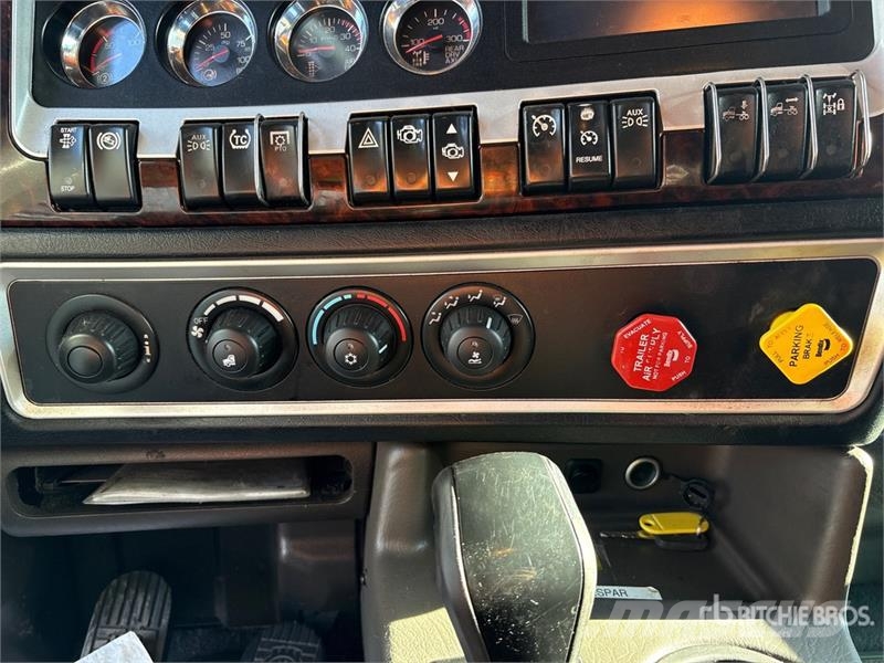 Kenworth W900 Trekkvogner