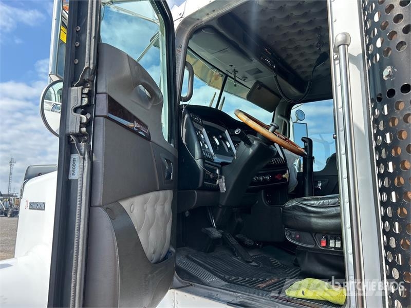 Kenworth W900 Tractor Units