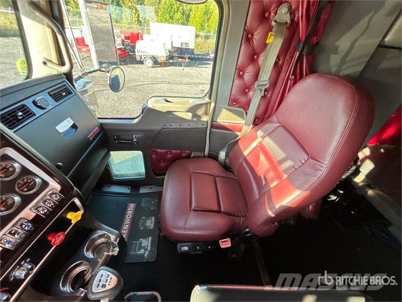 Kenworth W900 Tractor Units